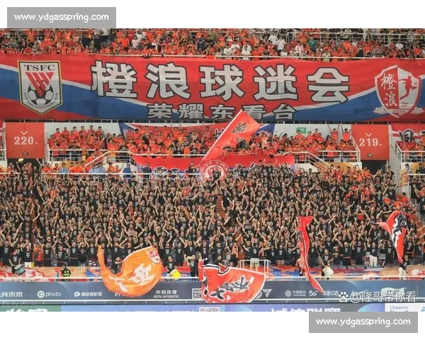 中国队对阵香港队精彩直播全程回顾 球迷互动与赛场瞬间集锦